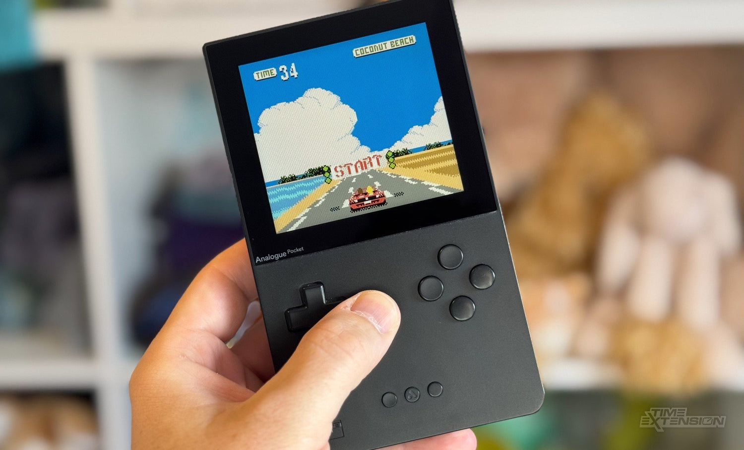 OutRun chega ao Game Boy Color: baixe grátis e reviva a nostalgia!