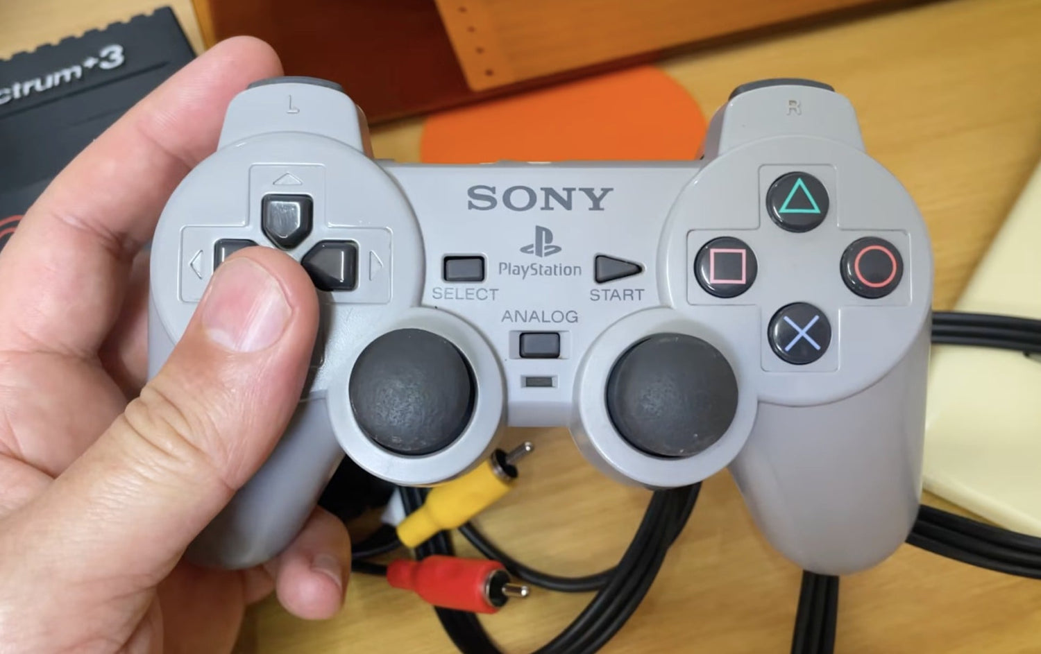 O controle que quase trouxe o PS1 para suas mãos: a história revelada